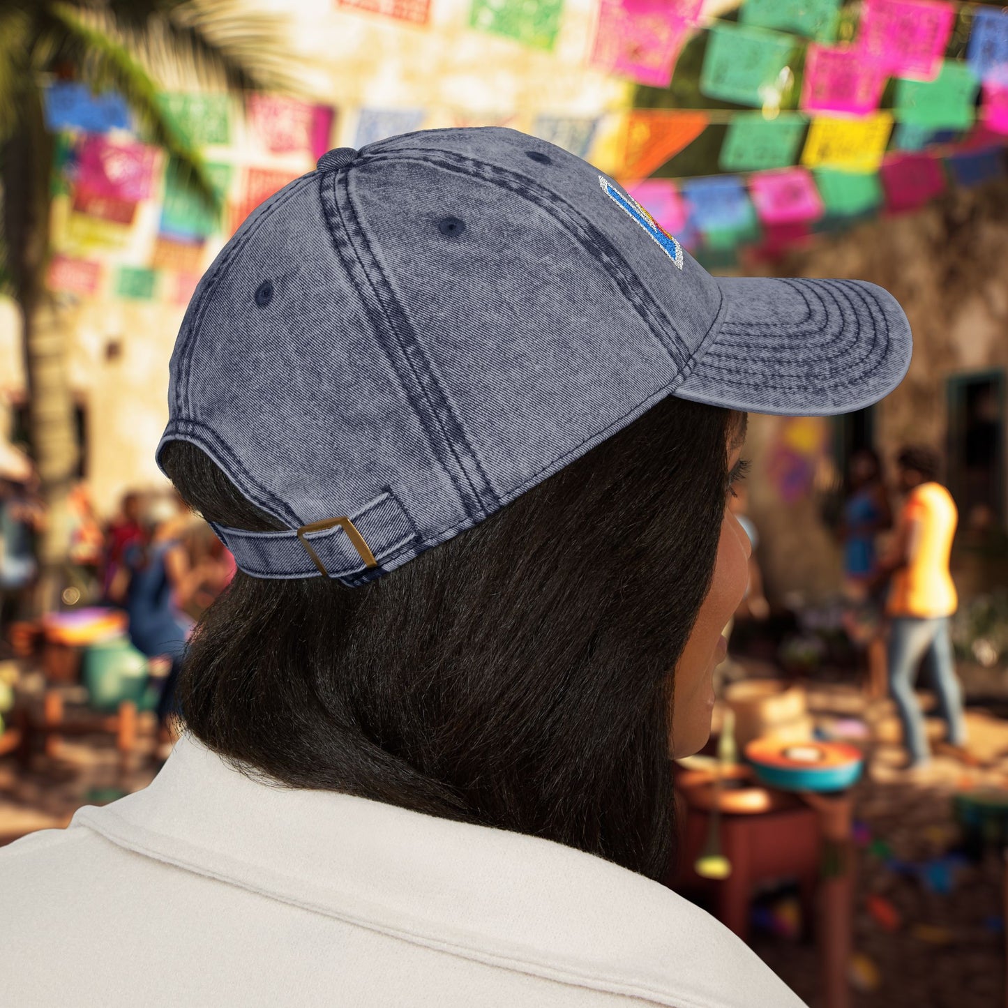 La Calle Classic Logo Vintage Cap