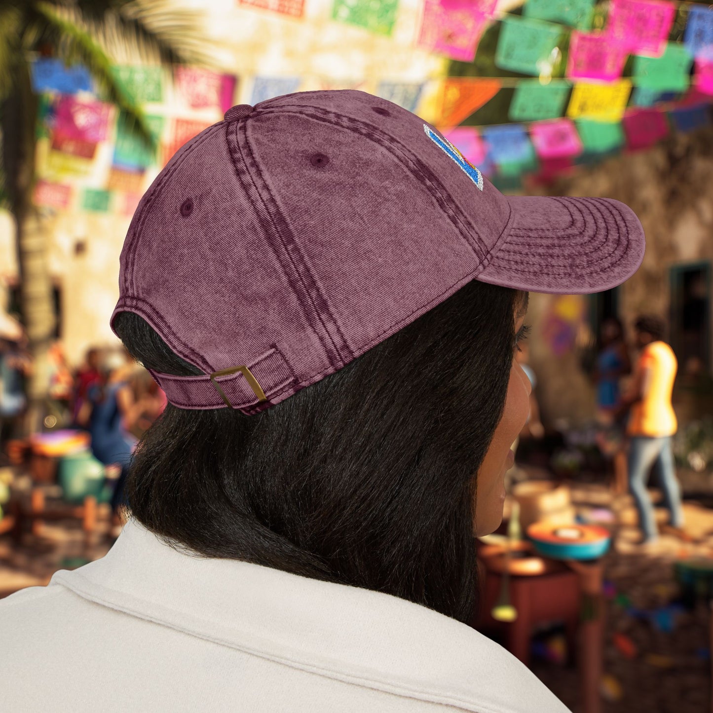 La Calle Classic Logo Vintage Cap
